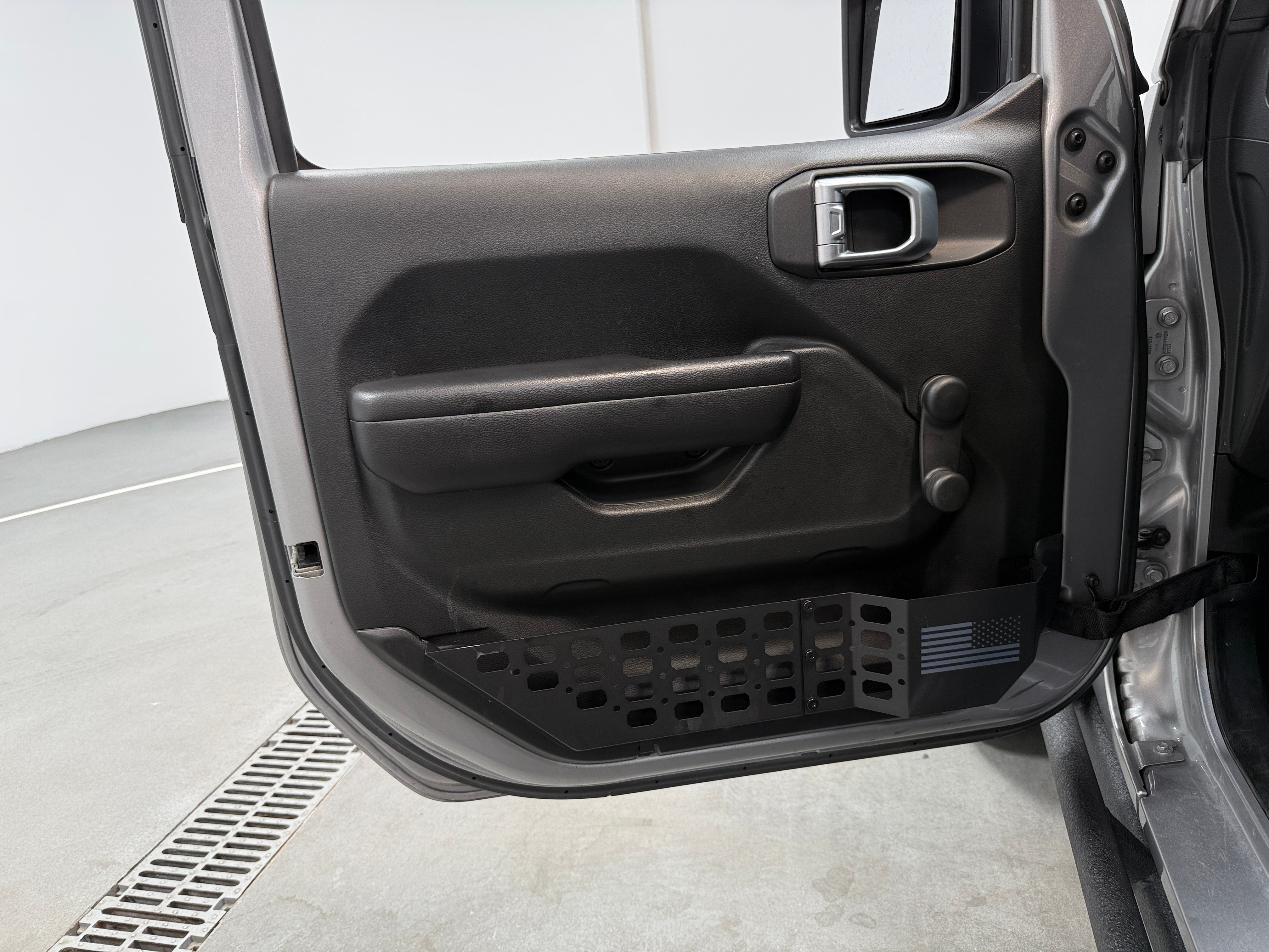 jeep all-new wrangler unlimited 2018 1C4HJXDG2JW151744 image jeep all-new wrangler unlimited 2018 1C4HJXDG2JW151744 image